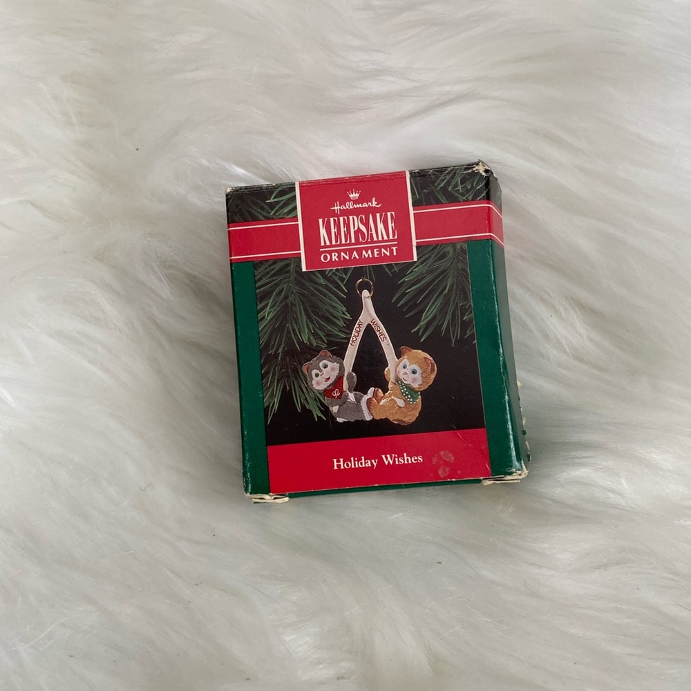 Hallmark Keepsake Ornament Holiday Wishes 1992